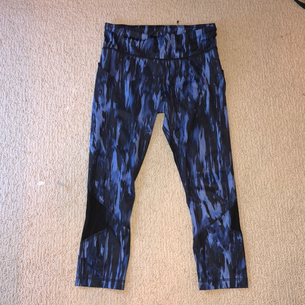 Lulu cropped leggings
